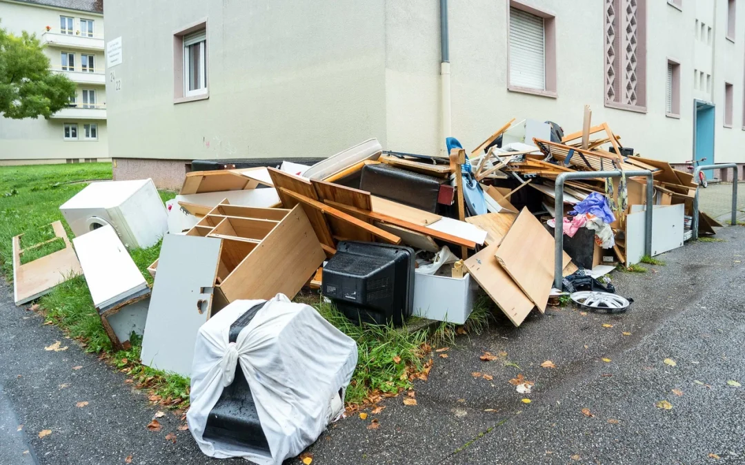 Your Go-To Guide for Removing Piles Of Junk In Orange